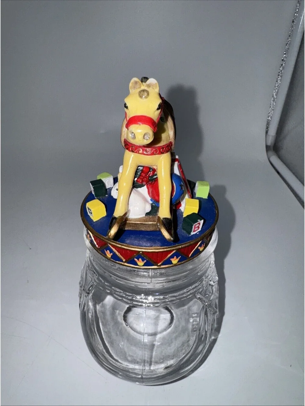 Fitz and Floyd Christmas/Holiday Lodge Bear   Christmas Presents Lidded Jar